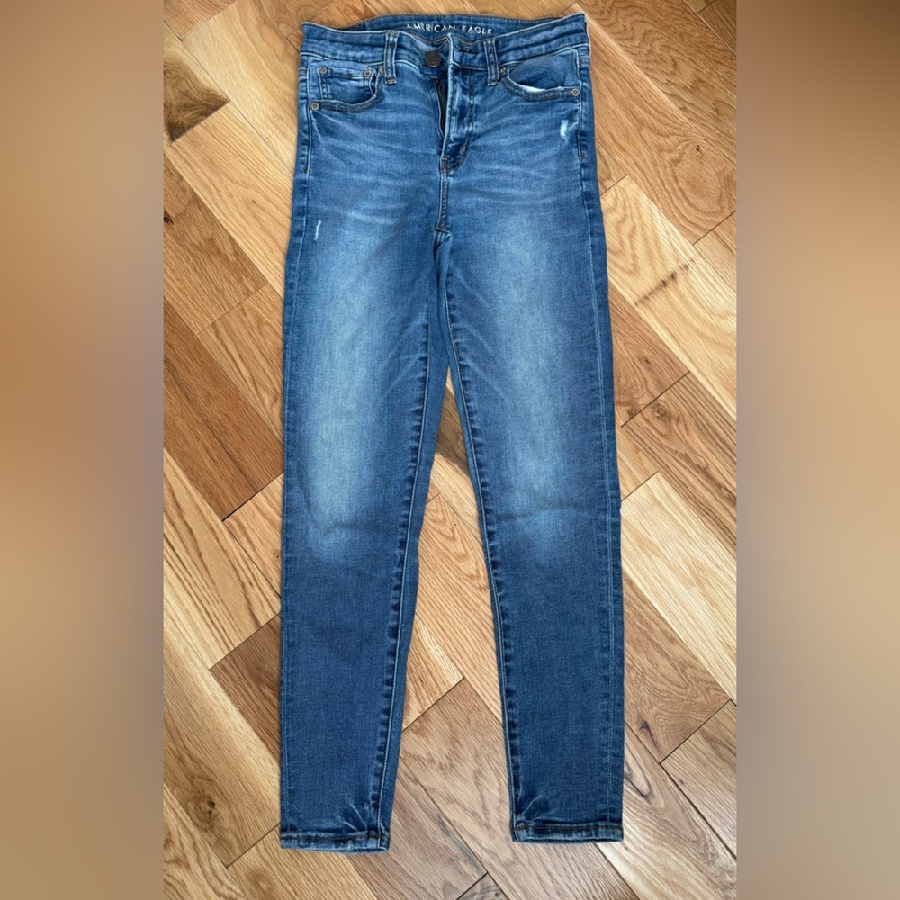 American Eagle Outfitters Light Blue Stretch Jeans